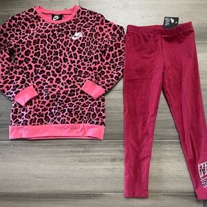 NEW NIKE KIDS GIRLS CHEETAH PRINT OUTFIT 2 PC SET POMEGRANATE RED 36I278-R0M 6X